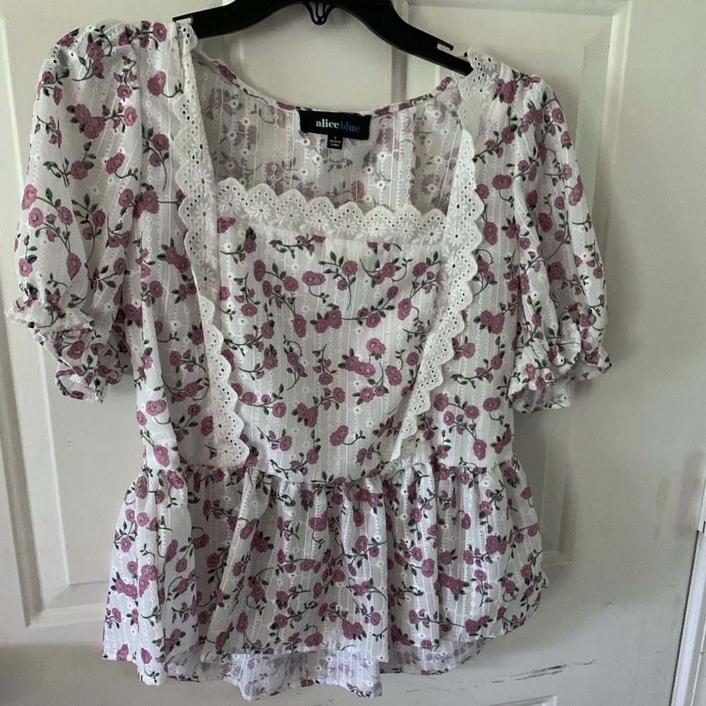 Spring type Alice blue